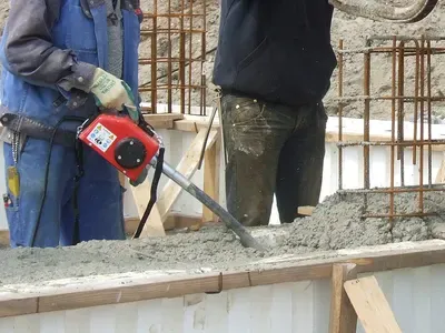 Concrete vibrator