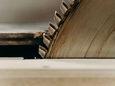 Reverse-tooth circular saw blade